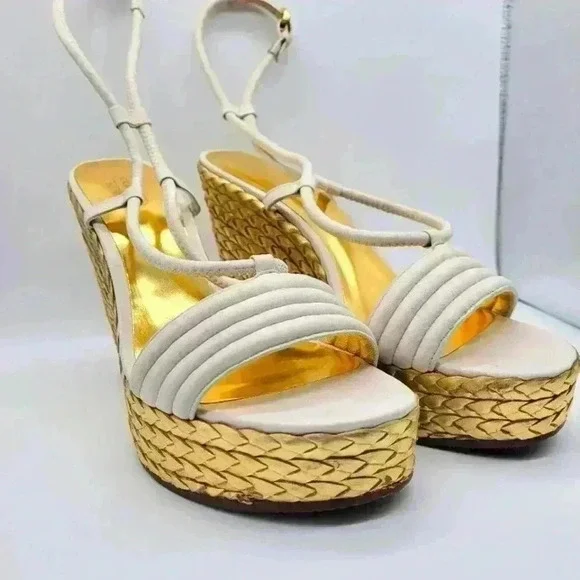 Beautiful! COACH A3259 Blanch Soft Napa White Ankle Strap Gold Wedge Shoes - Picture 1 of 14